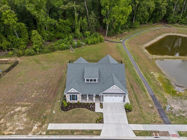 27 Serenity LN, Suffolk, VA 23433