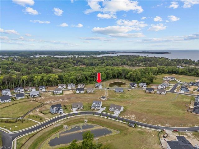 27 Serenity LN, Suffolk, VA 23433
