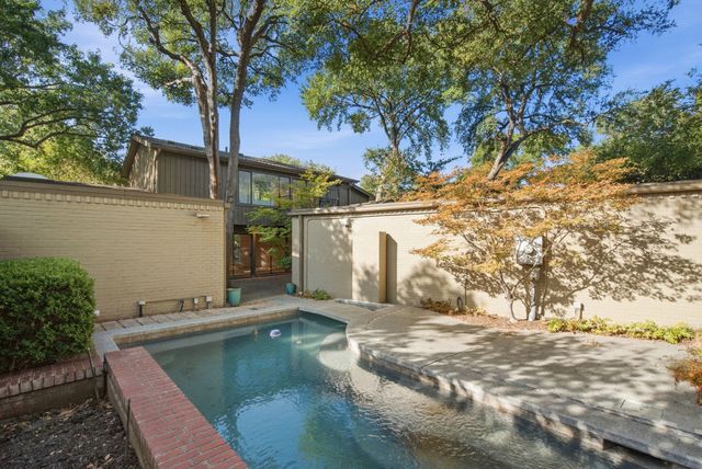 6128 Plum Valley Place, Fort Worth, TX 76116