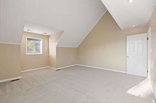 3226 E HAMPTON CT, Holladay, UT 84124