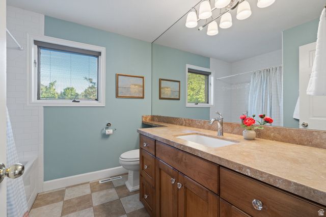 3226 E HAMPTON CT, Holladay, UT 84124