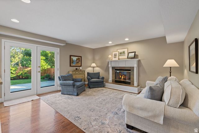 3226 E HAMPTON CT, Holladay, UT 84124