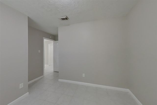 3446 Edgecreek Drive, Houston, TX 77066