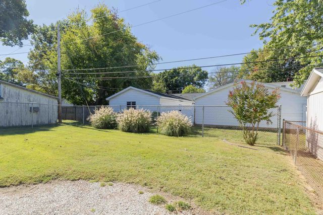 105 S Fairlawn Avenue, Evansville, IN 47714