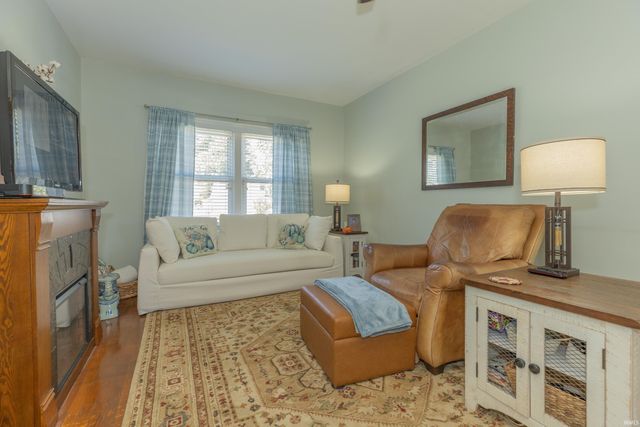 105 S Fairlawn Avenue, Evansville, IN 47714