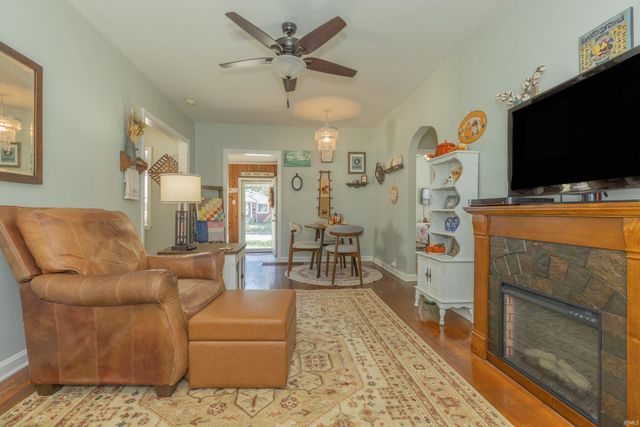 105 S Fairlawn Avenue, Evansville, IN 47714
