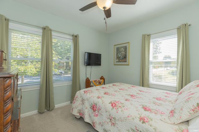105 S Fairlawn Avenue, Evansville, IN 47714