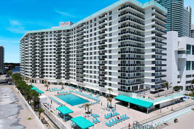 3725 S Ocean Drive 411, Hollywood, FL 33019