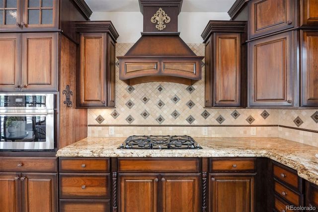 5088 Hidden Pond Place, Castle Rock, CO 80108