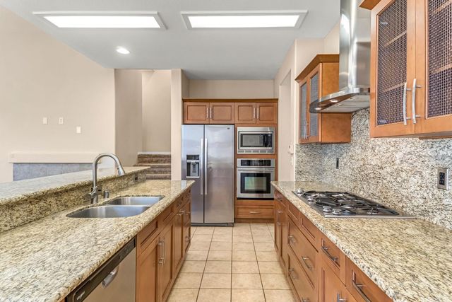 3855 Harlan Ranch Boulevard, Clovis, CA 93619