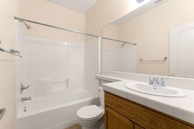 3855 Harlan Ranch Boulevard, Clovis, CA 93619