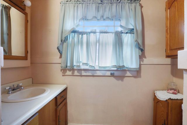 1428 W Harding Way, Stockton, CA 95203