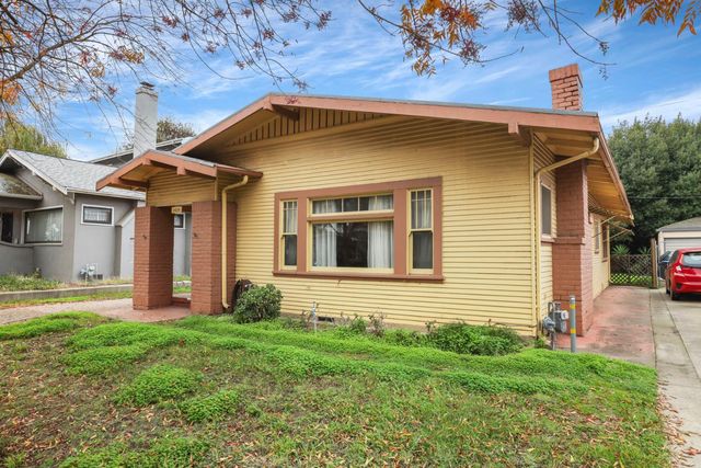 1428 W Harding Way, Stockton, CA 95203