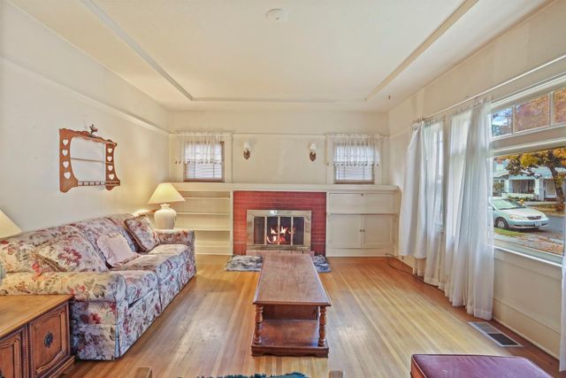 1428 W Harding Way, Stockton, CA 95203