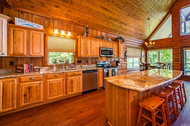 389 Tortoise Bay Rd., Higden, AR 72067