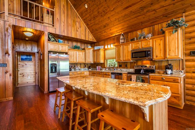 389 Tortoise Bay Rd., Higden, AR 72067