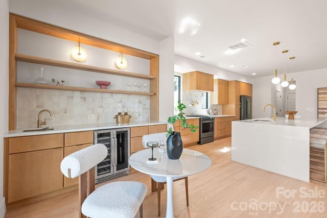 1814 Logie Avenue, Charlotte, NC 28205