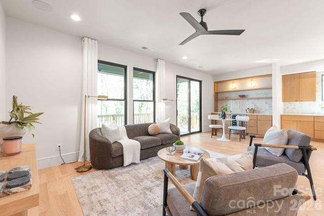 1814 Logie Avenue, Charlotte, NC 28205