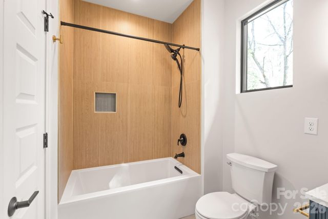 1814 Logie Avenue, Charlotte, NC 28205