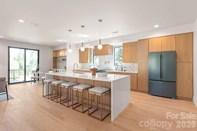 1814 Logie Avenue, Charlotte, NC 28205