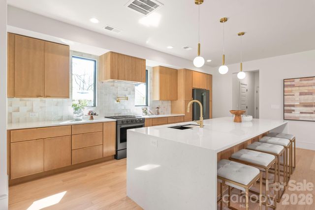 1814 Logie Avenue, Charlotte, NC 28205