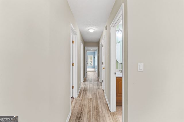 18 Eastwood Drive, Newnan, GA 30265