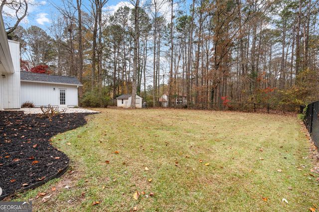 18 Eastwood Drive, Newnan, GA 30265