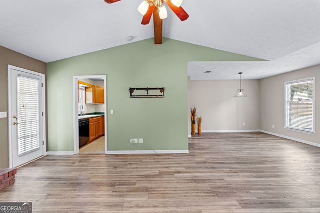 18 Eastwood Drive, Newnan, GA 30265