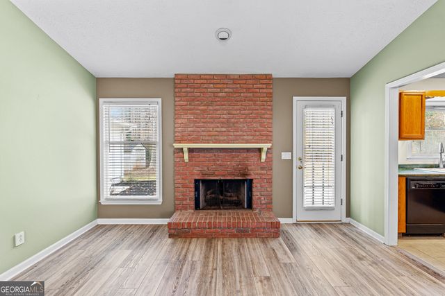 18 Eastwood Drive, Newnan, GA 30265