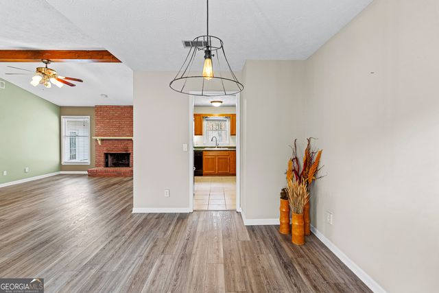 18 Eastwood Drive, Newnan, GA 30265