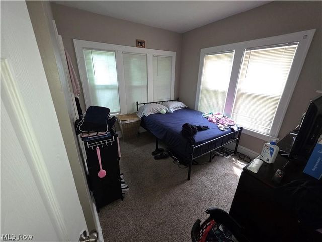 3270 Berkshire Road, Cleveland Heights, OH 44118