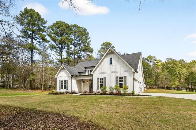 3306 Cox Cemetery Road, Social Circle, GA 30025