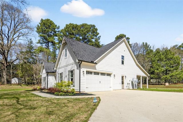 3306 Cox Cemetery Road, Social Circle, GA 30025