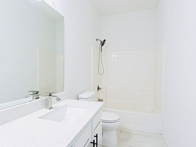 7405 Lake Whitney Drive, Arlington, TX 76002