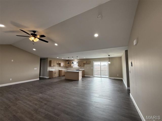 1004 Brianna Court, Jerseyville, IL 62052