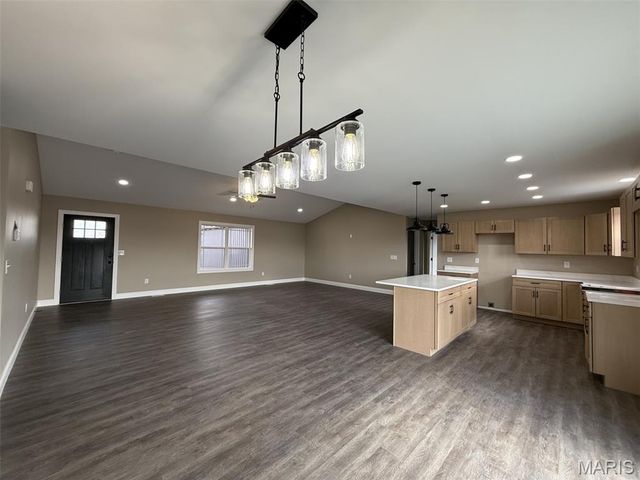 1004 Brianna Court, Jerseyville, IL 62052