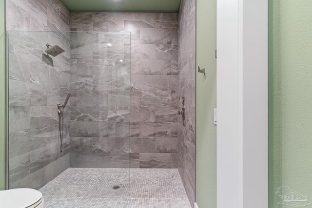 1471 E Moreno St, Pensacola, FL 32503