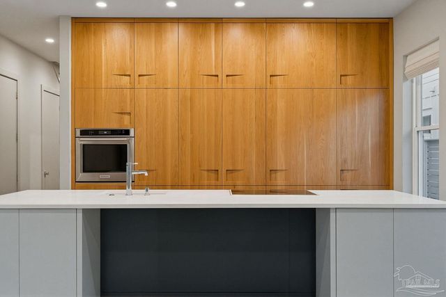 1471 E Moreno St, Pensacola, FL 32503