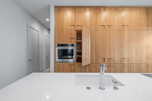 1471 E Moreno St, Pensacola, FL 32503