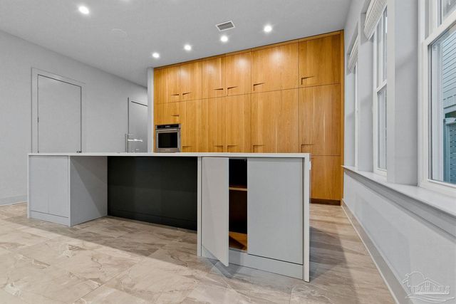 1471 E Moreno St, Pensacola, FL 32503