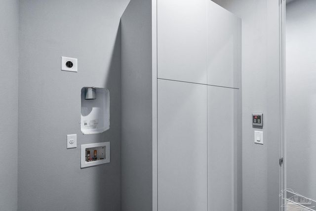 1471 E Moreno St, Pensacola, FL 32503