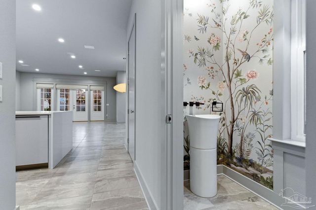 1471 E Moreno St, Pensacola, FL 32503