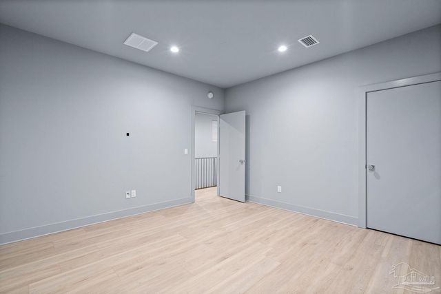 1471 E Moreno St, Pensacola, FL 32503