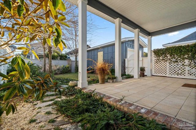 1471 E Moreno St, Pensacola, FL 32503