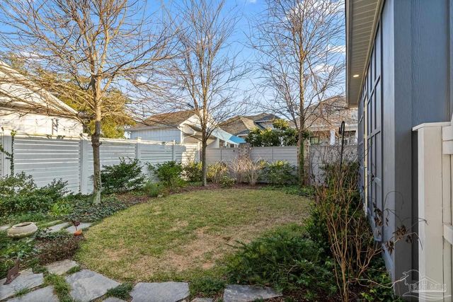 1471 E Moreno St, Pensacola, FL 32503