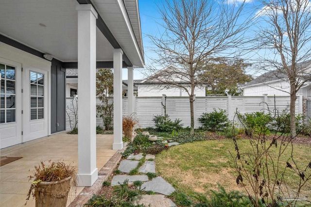 1471 E Moreno St, Pensacola, FL 32503