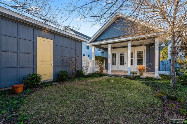 1471 E Moreno St, Pensacola, FL 32503