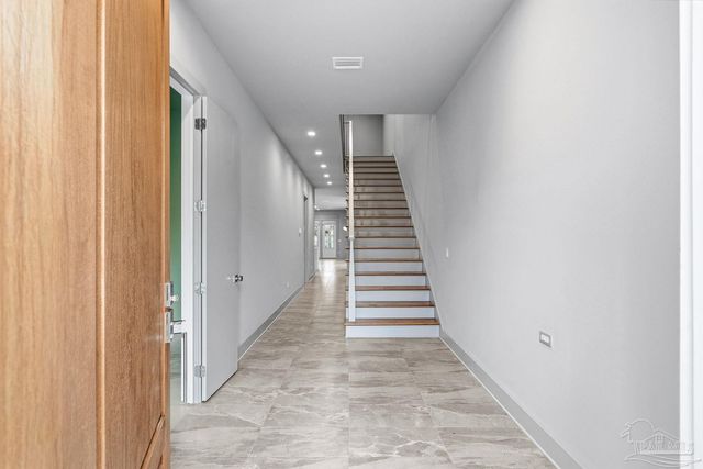 1471 E Moreno St, Pensacola, FL 32503