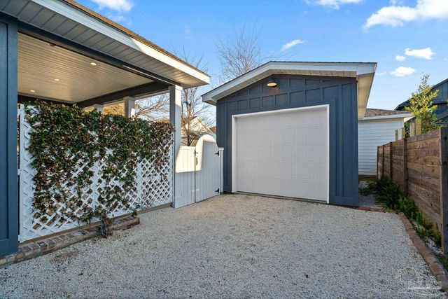 1471 E Moreno St, Pensacola, FL 32503