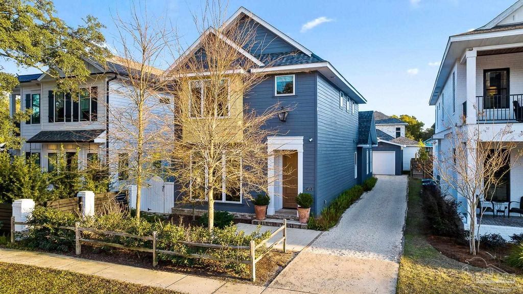 1471 E Moreno St, Pensacola, FL 32503